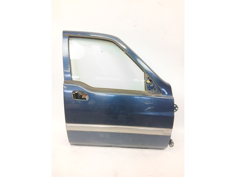 Recambio de puerta delantera derecha para ssangyong musso 2.9 tdi grand lux referencia OEM IAM   