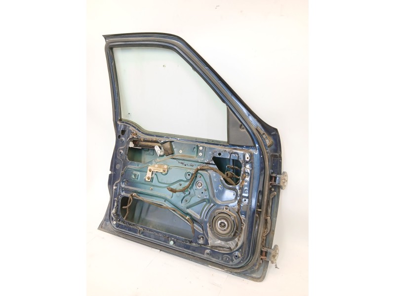 Recambio de puerta delantera izquierda para ssangyong musso 2.9 tdi grand lux referencia OEM IAM   