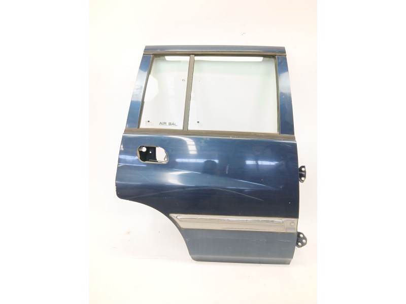 Recambio de puerta trasera derecha para ssangyong musso 2.9 tdi grand lux referencia OEM IAM   