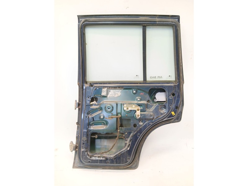Recambio de puerta trasera derecha para ssangyong musso 2.9 tdi grand lux referencia OEM IAM   