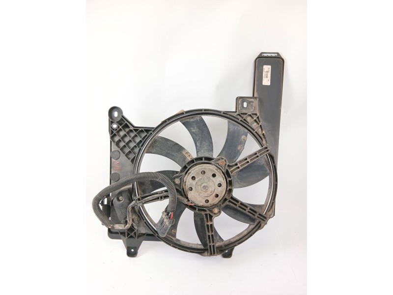 Recambio de electroventilador para opel meriva 1.7 16v cdti referencia OEM IAM 8240457  