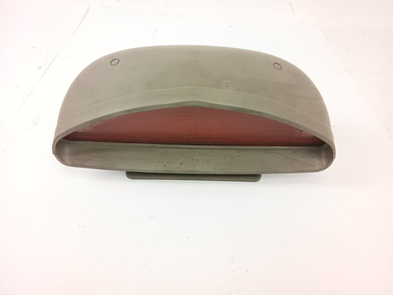Recambio de luz central de freno para ssangyong musso 2.9 tdi grand lux referencia OEM IAM 0310000393  