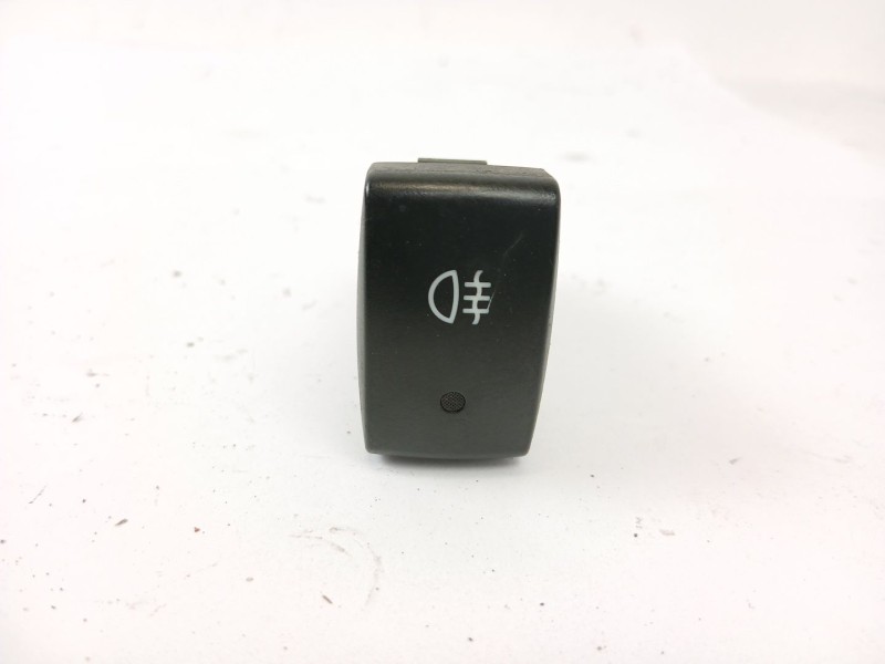Recambio de boton antiniebla para ssangyong musso 2.9 tdi grand lux referencia OEM IAM   