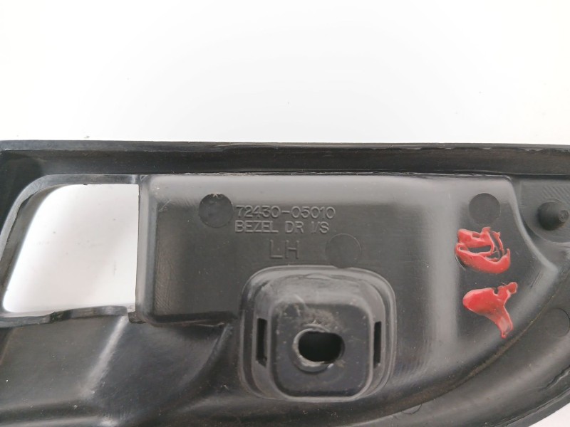 Recambio de moldura para ssangyong musso 2.9 tdi grand lux referencia OEM IAM 7243005010  