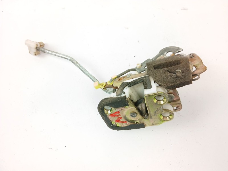Recambio de cerradura puerta trasera izquierda para ssangyong musso 2.9 tdi grand lux referencia OEM IAM   