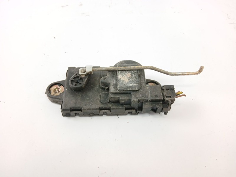 Recambio de motor cierre centralizado trasero derecho para ssangyong musso 2.9 tdi grand lux referencia OEM IAM   