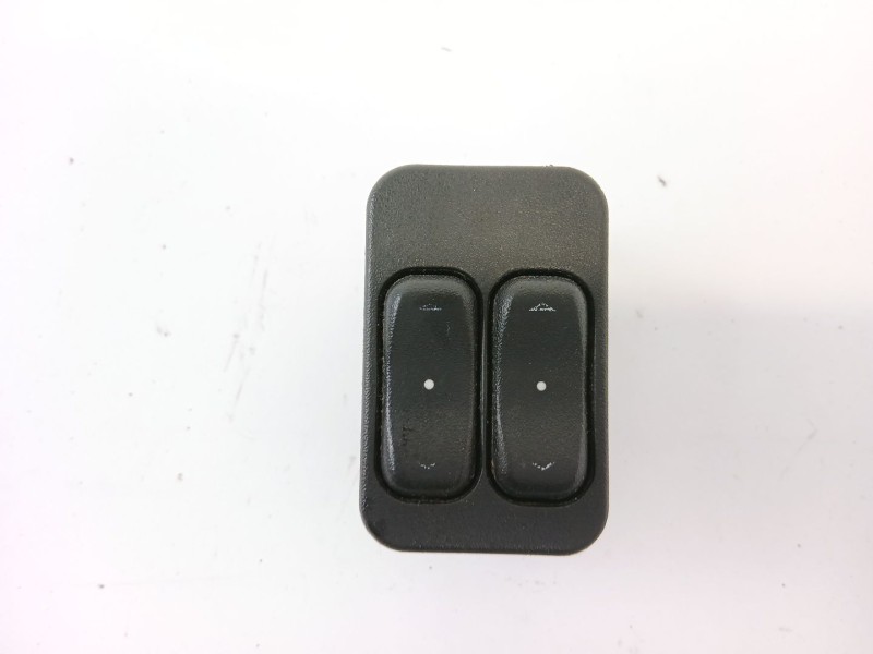 Recambio de mando elevalunas delantero izquierdo para opel meriva 1.7 16v cdti referencia OEM IAM 13363202  