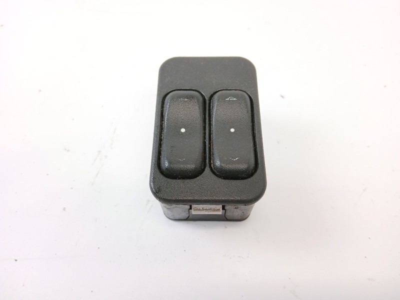Recambio de mando elevalunas delantero izquierdo para opel meriva 1.7 16v cdti referencia OEM IAM 13363202  