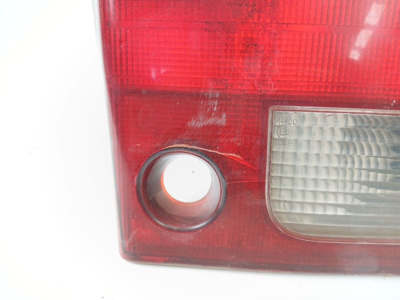 Recambio de piloto trasero derecho para ssangyong musso 2.9 tdi grand lux referencia OEM IAM   