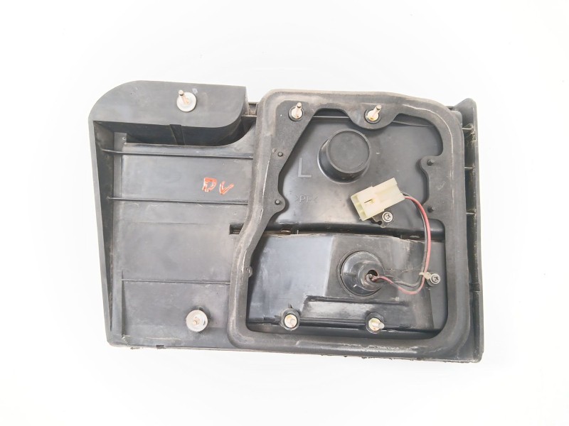Recambio de piloto trasero izquierdo para ssangyong musso 2.9 tdi grand lux referencia OEM IAM   