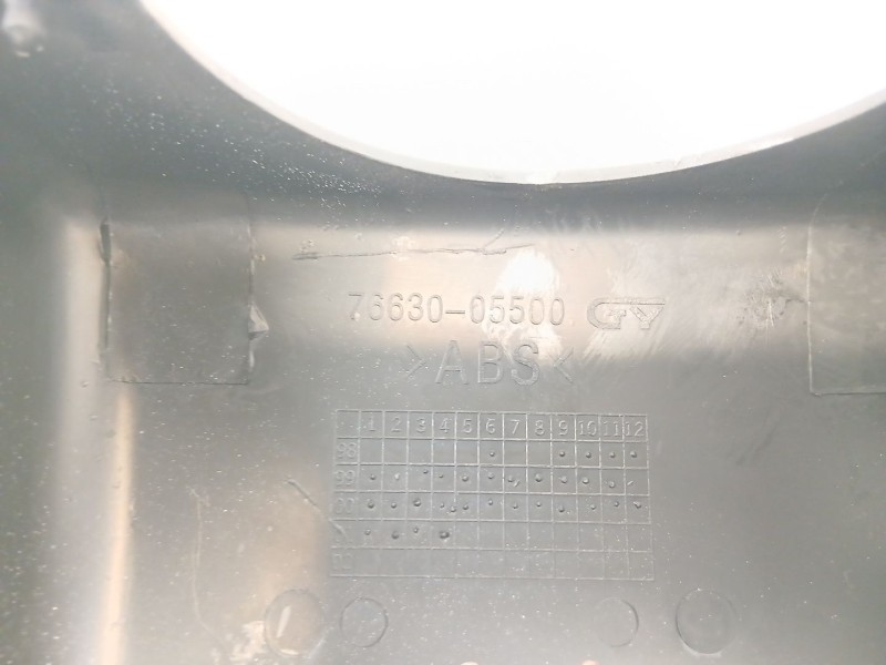 Recambio de moldura para ssangyong musso 2.9 tdi grand lux referencia OEM IAM 7663005500  