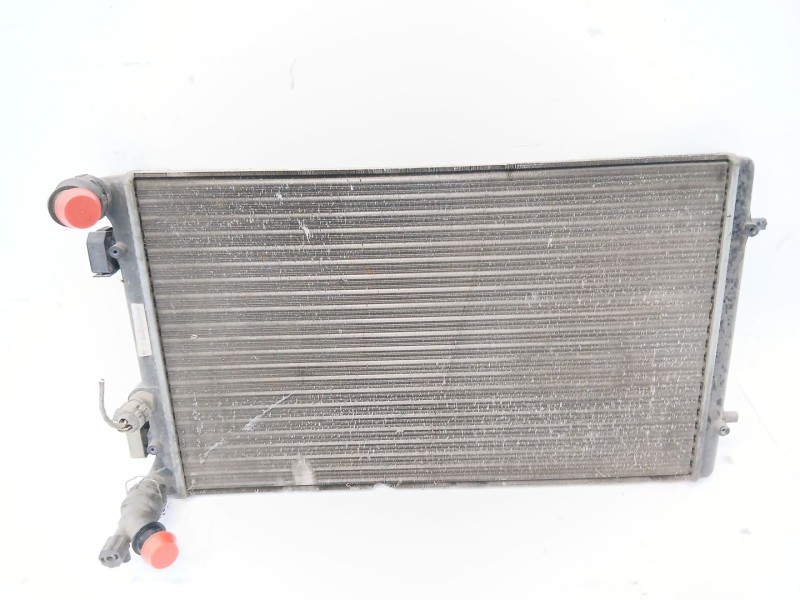 Recambio de radiador agua para volkswagen golf iv berlina (1j1) 1.6 16v referencia OEM IAM 1J0121253  