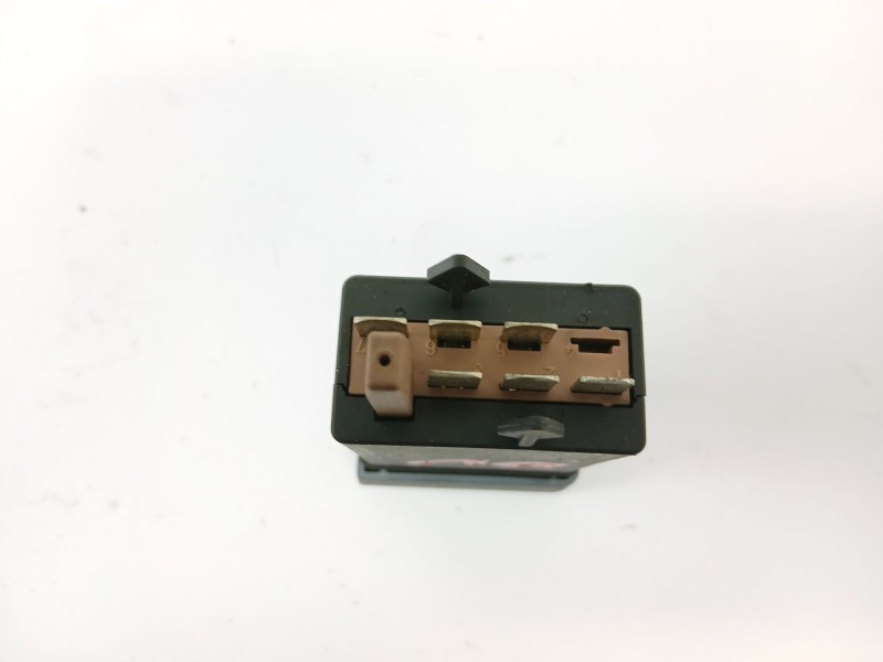Recambio de interruptor para volkswagen golf iv berlina (1j1) 1.6 16v referencia OEM IAM 1J0963564  