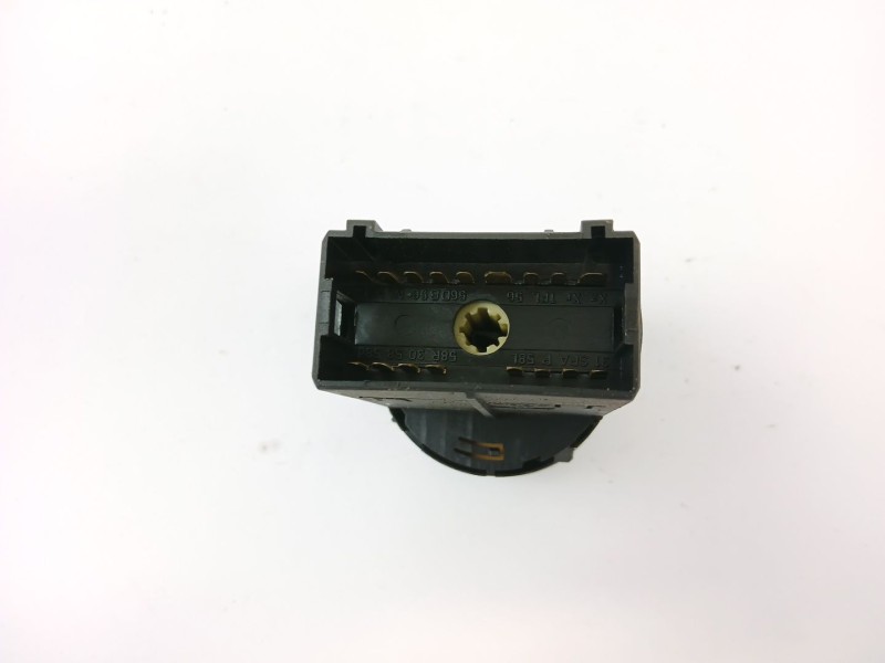 Recambio de mando luces para volkswagen golf iv berlina (1j1) 1.6 16v referencia OEM IAM 1C0941531  