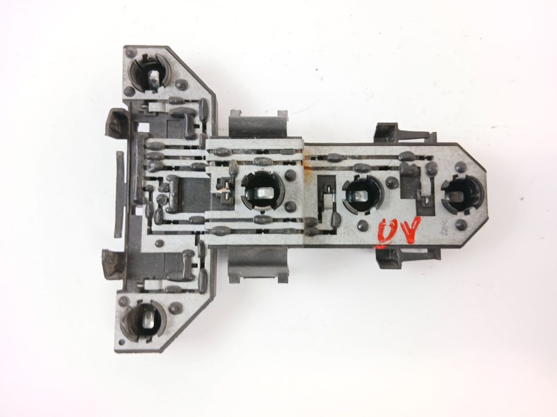 Recambio de portalamparas para volkswagen golf iv berlina (1j1) 1.6 16v referencia OEM IAM 1J6945257  
