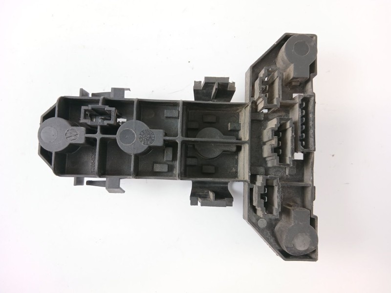 Recambio de portalamparas para volkswagen golf iv berlina (1j1) 1.6 16v referencia OEM IAM 1J6945257  