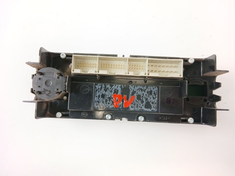 Recambio de mando calefaccion / aire acondicionado para volkswagen golf iv berlina (1j1) 1.6 16v referencia OEM IAM 6013966  