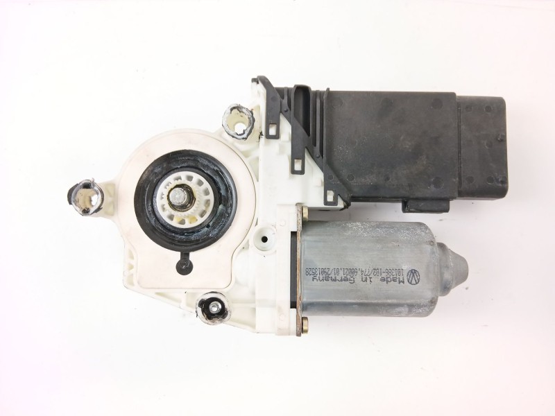 Recambio de motor elevalunas delantero derecho para volkswagen golf iv berlina (1j1) 1.6 16v referencia OEM IAM 05074240  