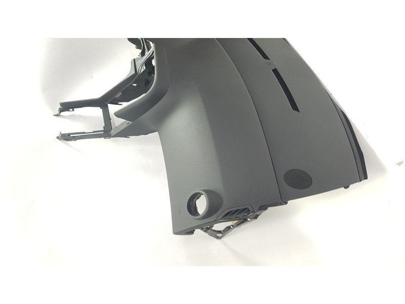 Recambio de salpicadero para peugeot 3008 1.6 hdi fap referencia OEM IAM 9685481677 9685506177 
