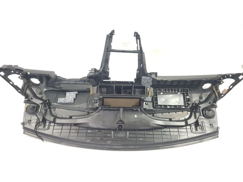 Recambio de salpicadero para peugeot 3008 1.6 hdi fap referencia OEM IAM 9685481677 9685506177 