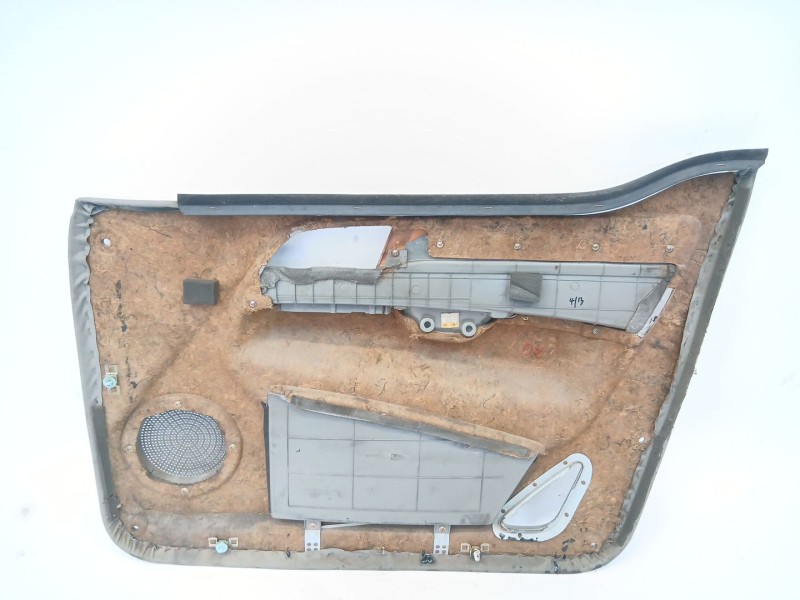 Recambio de guarnecido puerta delantera izquierda para ssangyong musso 2.9 tdi grand lux referencia OEM IAM   