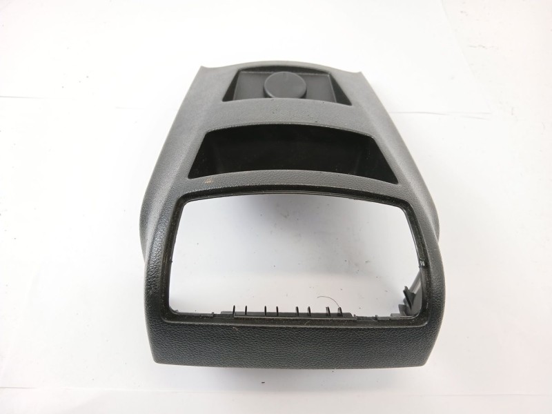 Recambio de moldura para opel insignia berlina edition referencia OEM IAM 13222148  