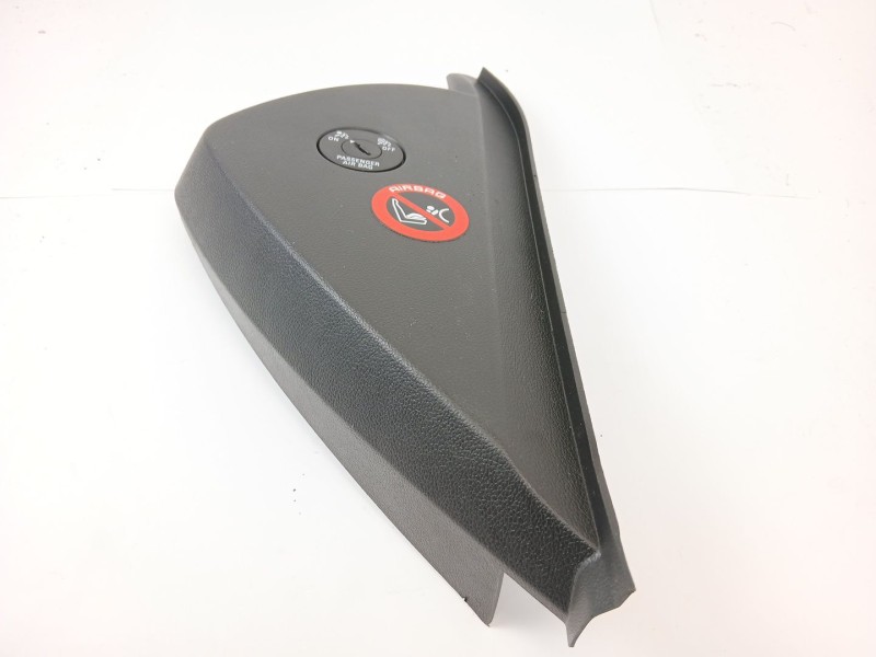 Recambio de moldura para opel insignia berlina edition referencia OEM IAM 13275267  