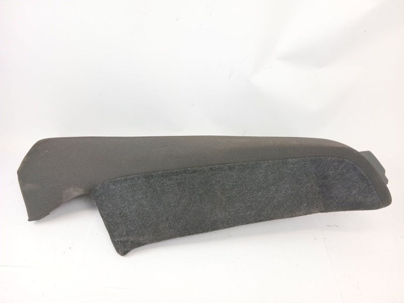 Recambio de moldura para opel insignia berlina edition referencia OEM IAM 13304991  