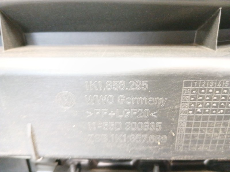 Recambio de salpicadero para volkswagen golf v (1k1) 1.9 tdi referencia OEM IAM 1K1858295  