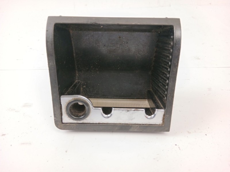 Recambio de cenicero para volkswagen golf v (1k1) 1.9 tdi referencia OEM IAM 1K0857335  