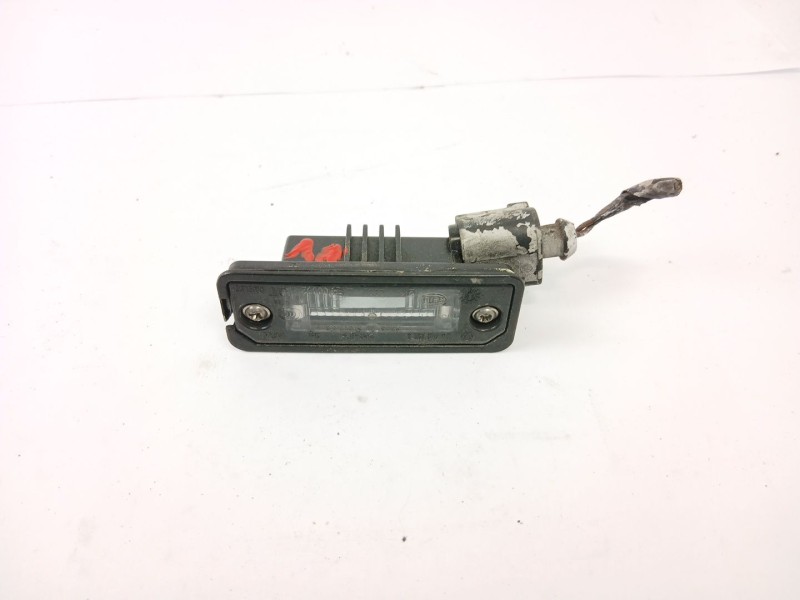 Recambio de piloto matricula para volkswagen golf v (1k1) 1.9 tdi referencia OEM IAM 1J6943021  