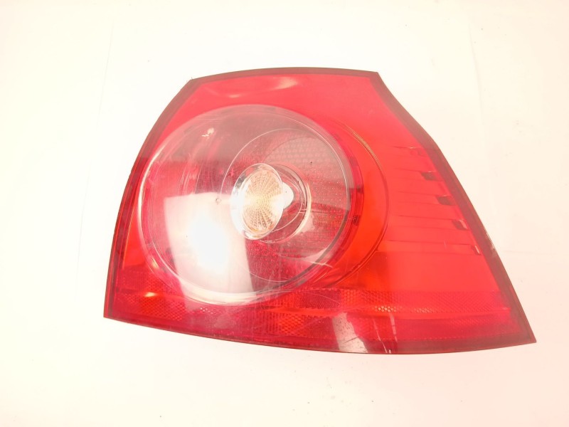 Recambio de piloto trasero derecho para volkswagen golf v (1k1) 1.9 tdi referencia OEM IAM 1K6945094  