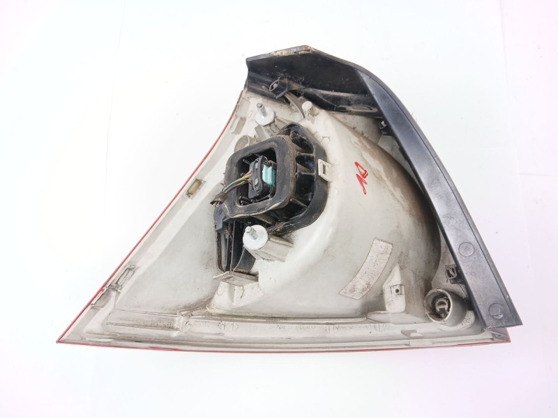 Recambio de piloto trasero derecho para volkswagen golf v (1k1) 1.9 tdi referencia OEM IAM 1K6945094  