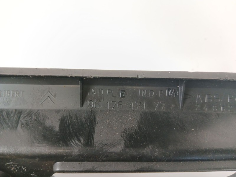 Recambio de consola central para citroën saxo (s0, s1) 1.5 d referencia OEM IAM 9617647177  
