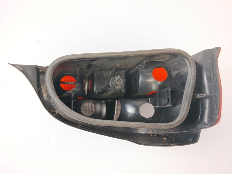 Recambio de piloto trasero derecho para citroën saxo (s0, s1) 1.5 d referencia OEM IAM   
