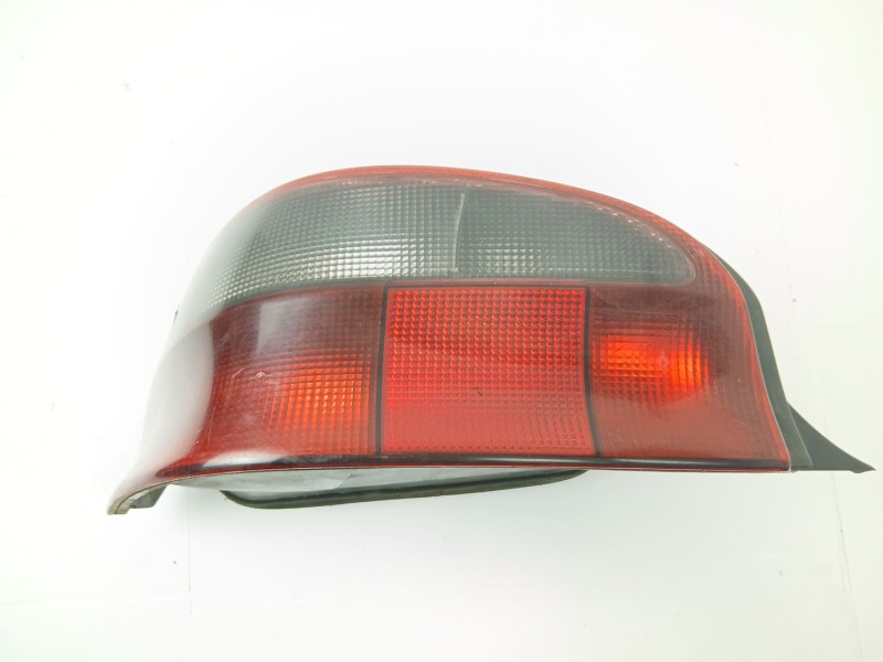 Recambio de piloto trasero izquierdo para citroën saxo (s0, s1) 1.5 d referencia OEM IAM   