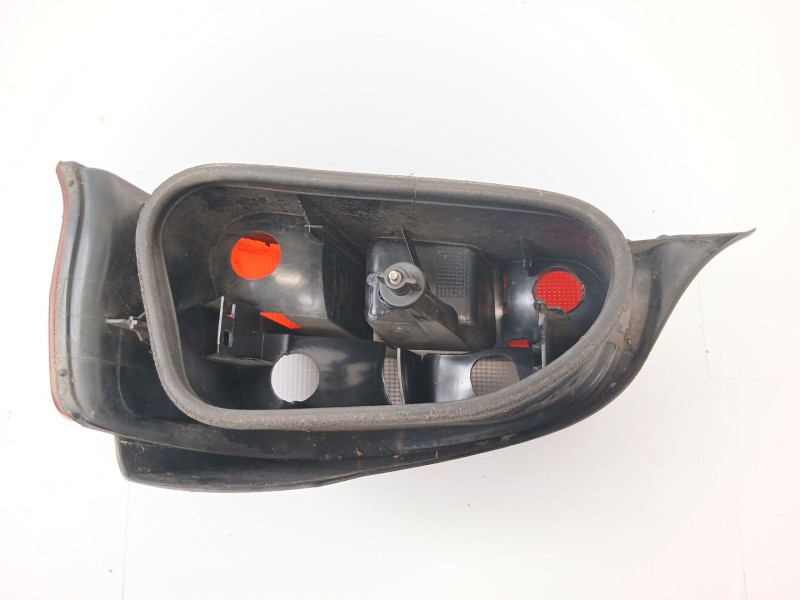 Recambio de piloto trasero izquierdo para citroën saxo (s0, s1) 1.5 d referencia OEM IAM   