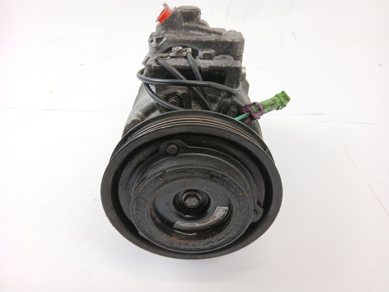 Recambio de compresor aire acondicionado para volkswagen passat berlina (3b3) 1.9 tdi referencia OEM IAM 8D0260808  
