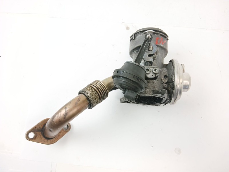Recambio de valvula egr para volkswagen passat berlina (3b3) 1.9 tdi referencia OEM IAM 038129637  