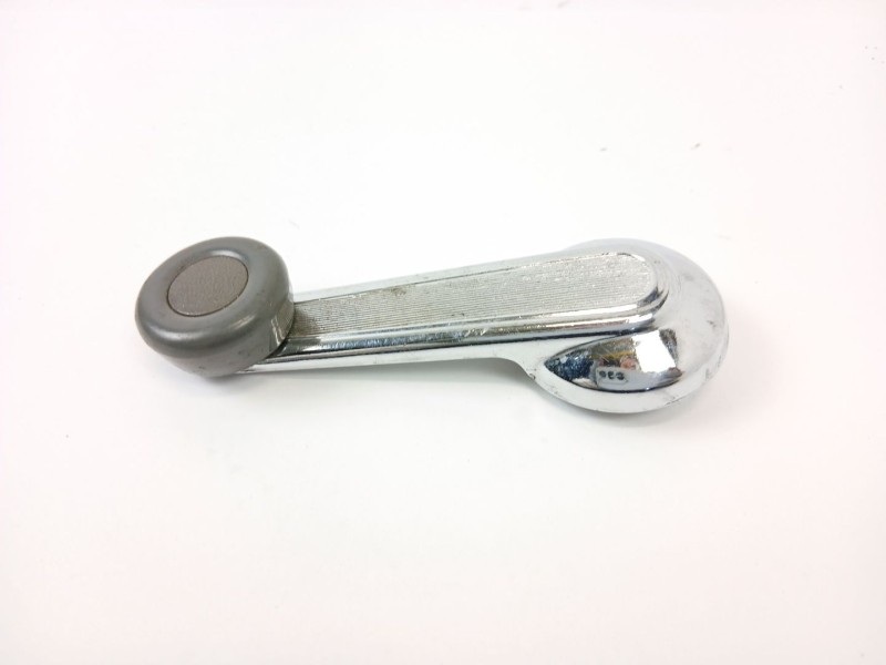 Recambio de maneta elevalunas delantera derecha para nissan patrol iii/2 hardtop (k260) 2.8 td referencia OEM IAM   