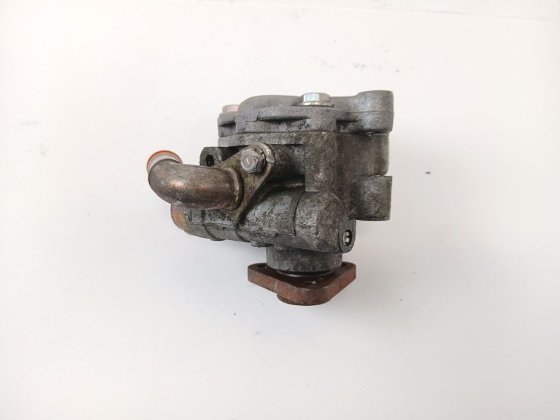 Recambio de bomba direccion para volkswagen passat berlina (3b3) 1.9 tdi referencia OEM IAM 8D0145  