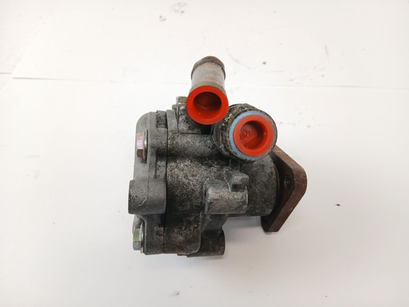 Recambio de bomba direccion para volkswagen passat berlina (3b3) 1.9 tdi referencia OEM IAM 8D0145  