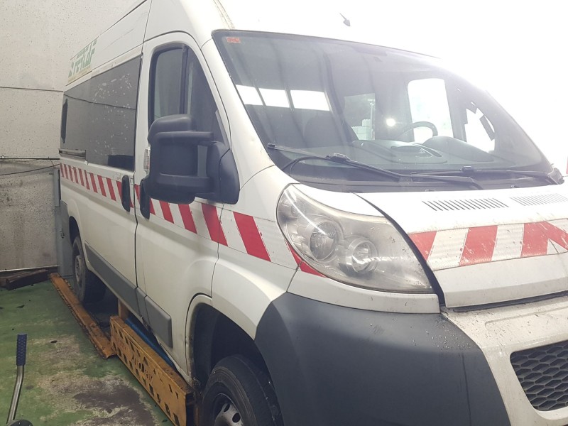 peugeot boxer caja/chasis del año 2013