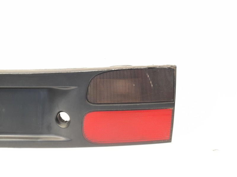 Recambio de piloto trasero central para renault laguna (b56) 2.2 dt (b569) referencia OEM IAM 22260002  