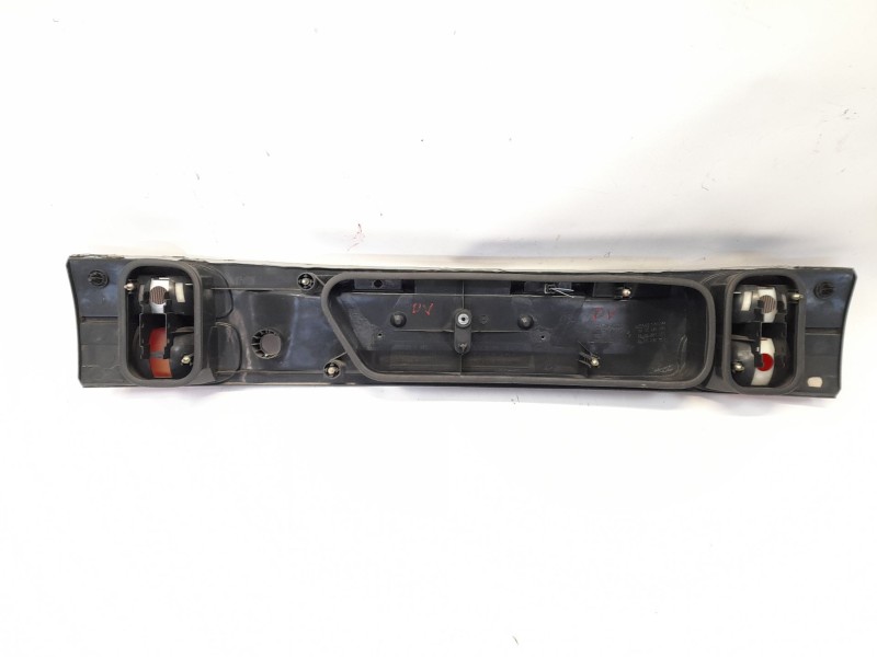 Recambio de piloto trasero central para renault laguna (b56) 2.2 dt (b569) referencia OEM IAM 22260002  