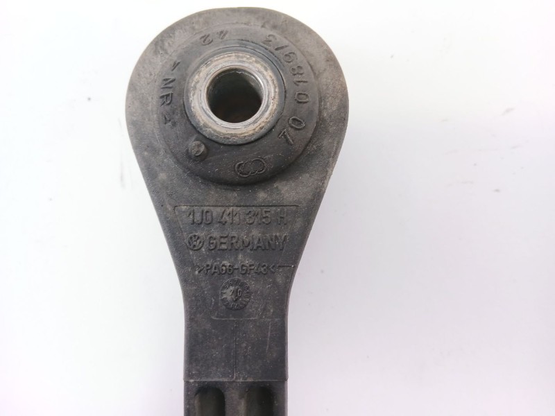 Recambio de bieleta estabilizadora delantera izquierda para seat leon (1m1) 1.9 tdi referencia OEM IAM 1J0411315H  