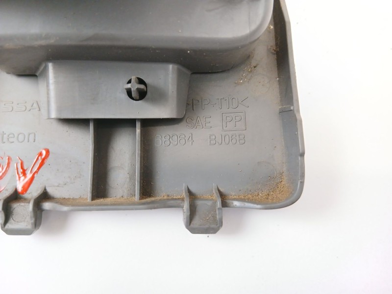 Recambio de moldura para nissan nv200 furgoneta 1.5 dci 85 (m20, m20m) referencia OEM IAM 68964BJ06B  