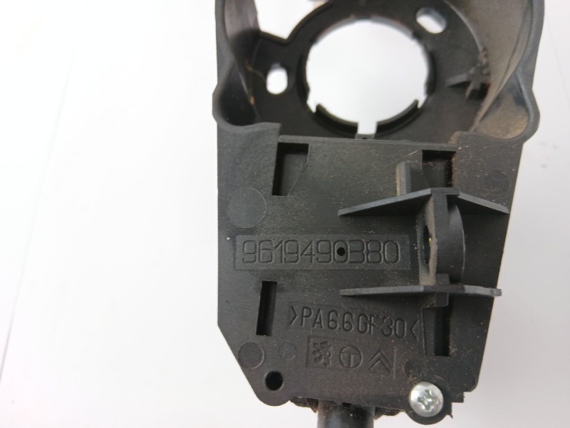 Recambio de mando volante para ligier nova 500 referencia OEM IAM 9619490380  