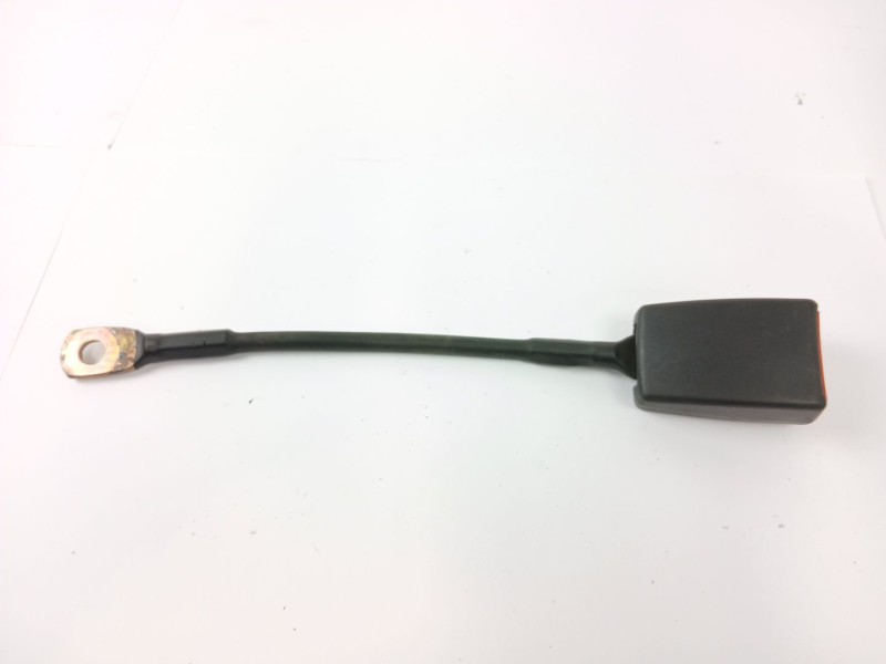 Recambio de enganche cinturon seguridad delantero izquierdo para ligier nova 500 referencia OEM IAM 33032803  