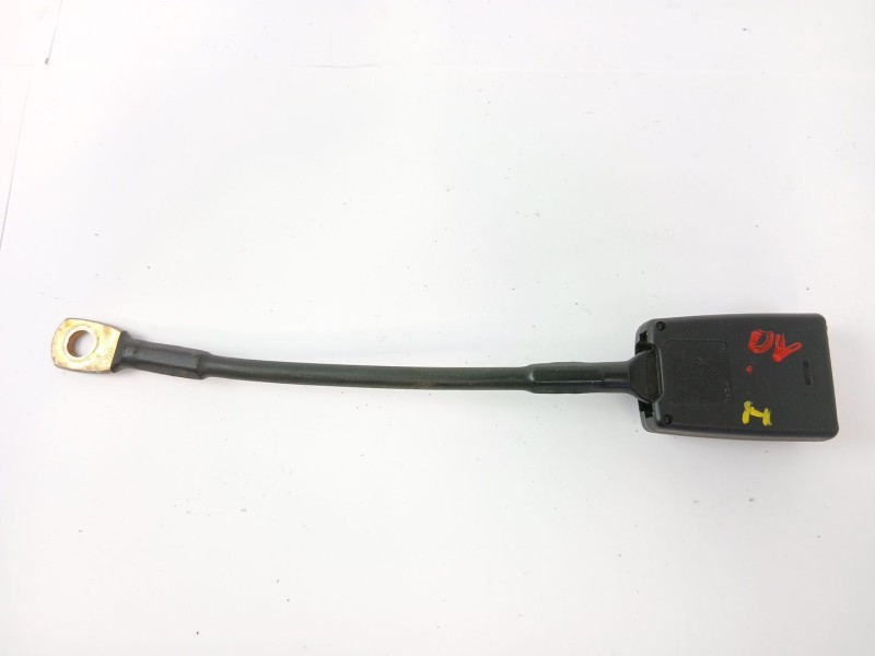 Recambio de enganche cinturon seguridad delantero izquierdo para ligier nova 500 referencia OEM IAM 33032803  
